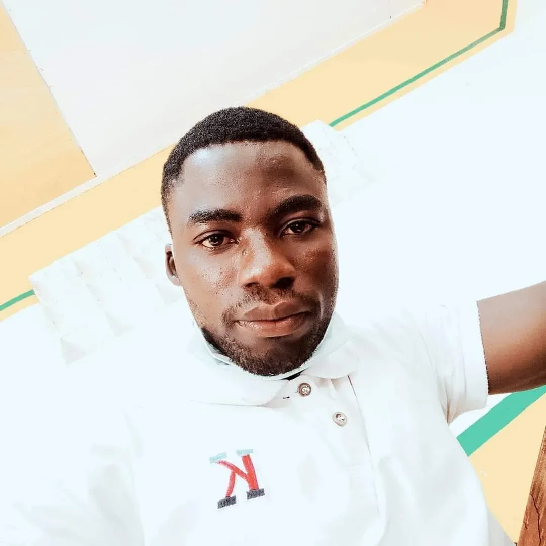 Charles, 30