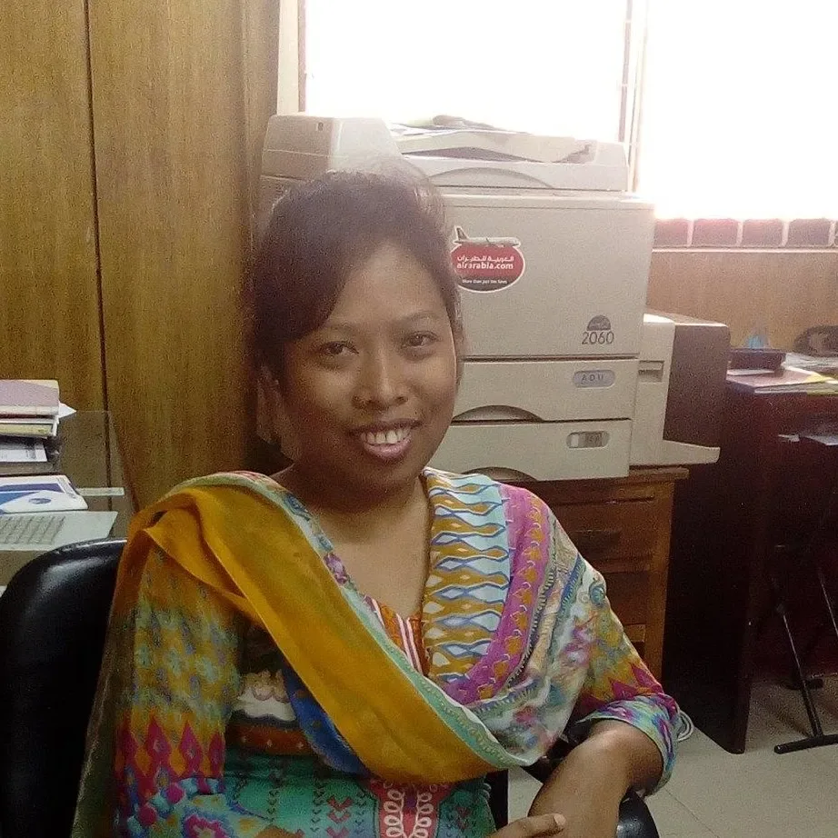 Munmun Ghagra, 41