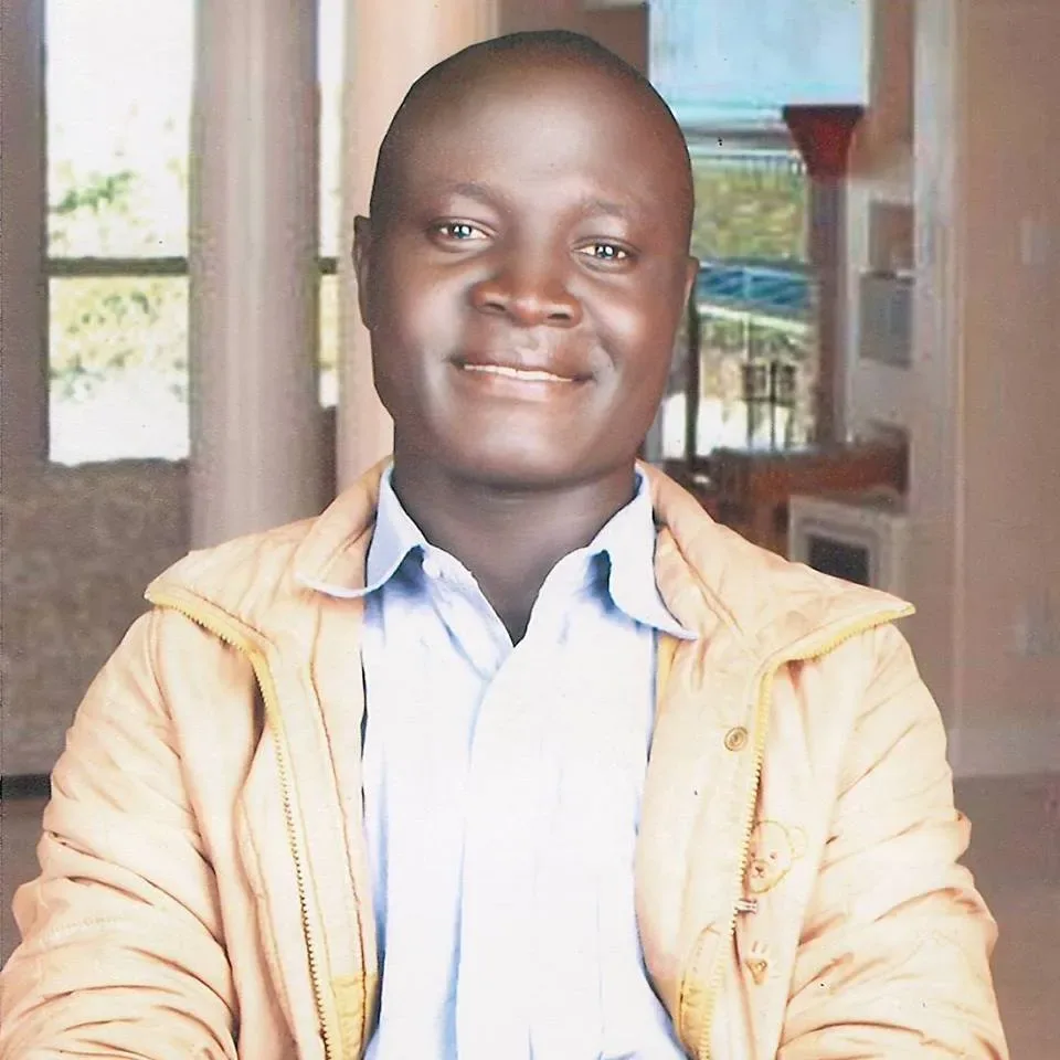 yowabu derrick, 32