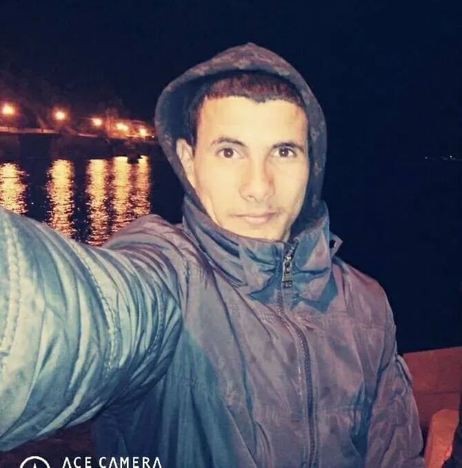 Mohamad al amine, 32