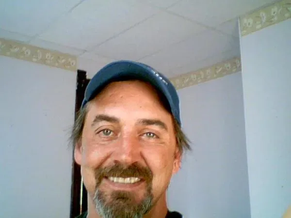 Steven Robertson