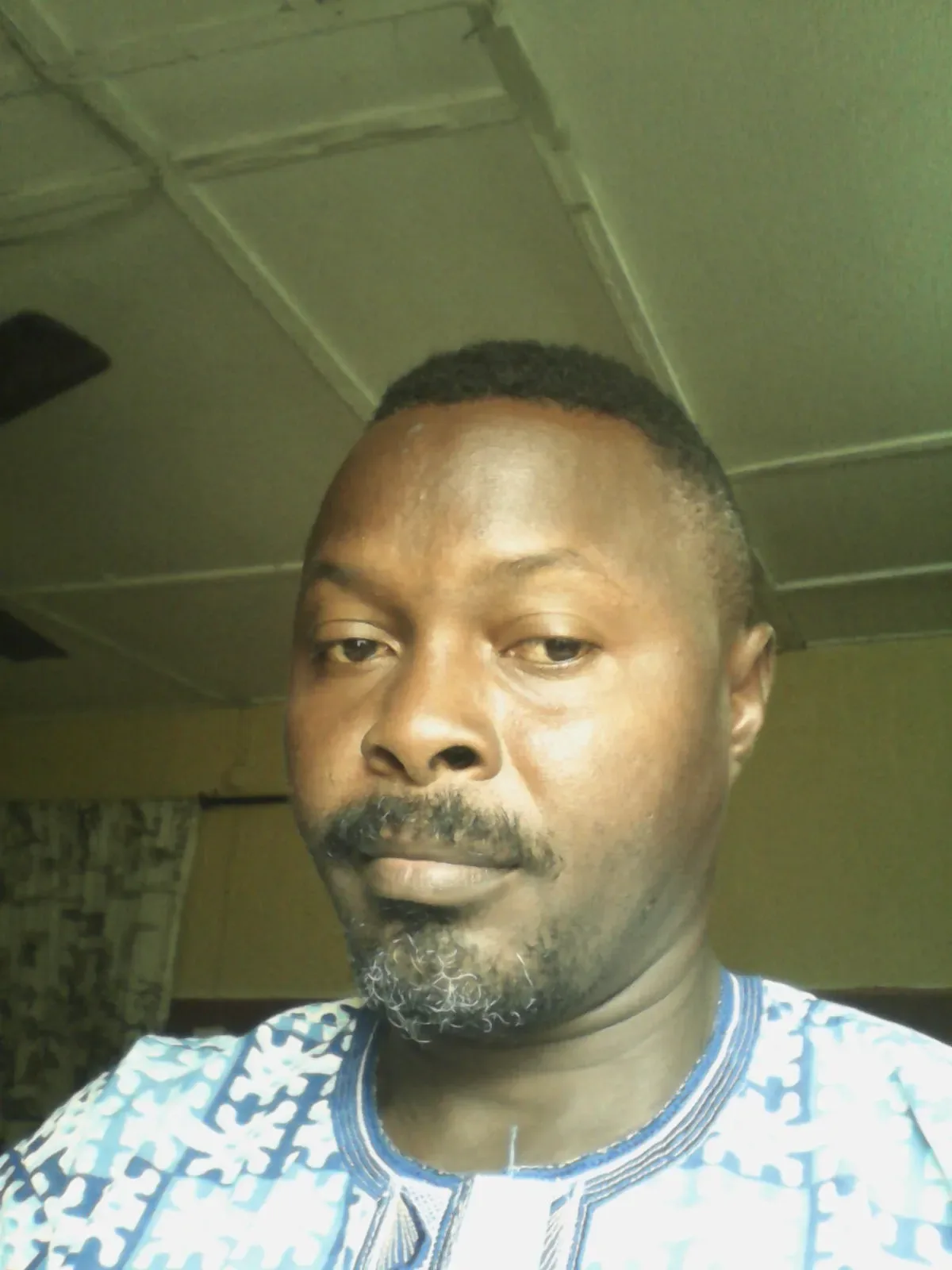 Gbenga Tinde