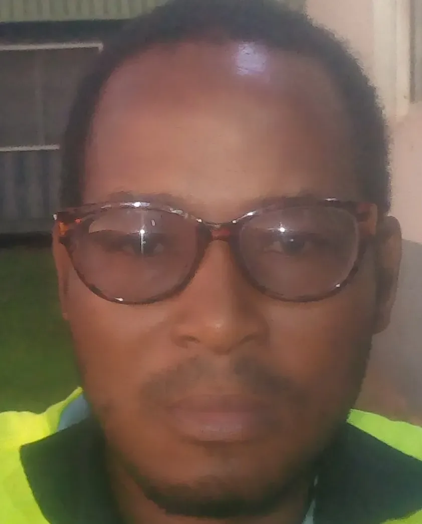 Ahutu Henry, 43