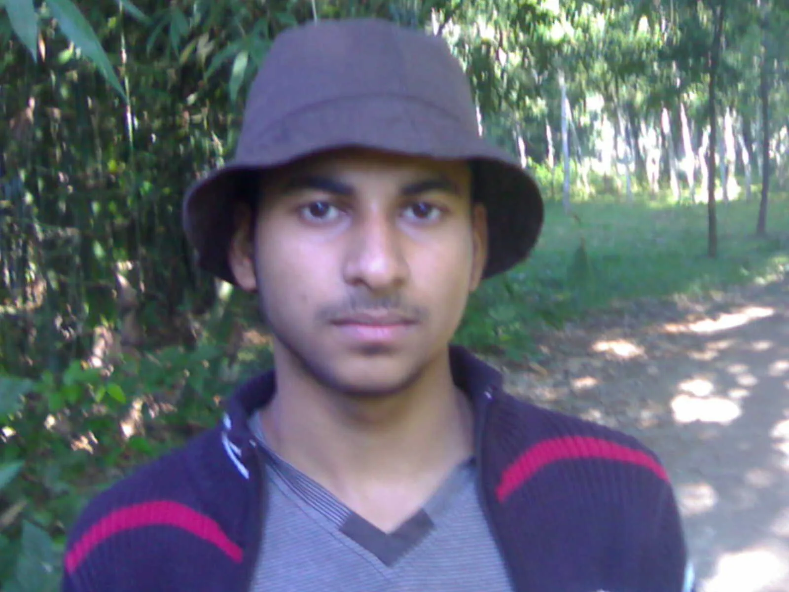 MN MORSHAD MONDOL