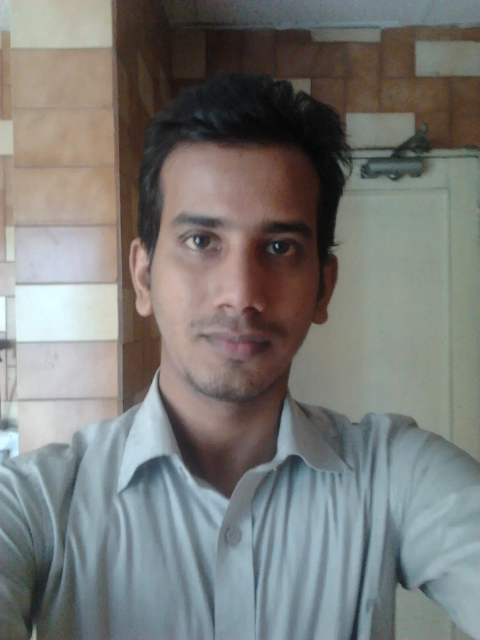 Hamid, 35