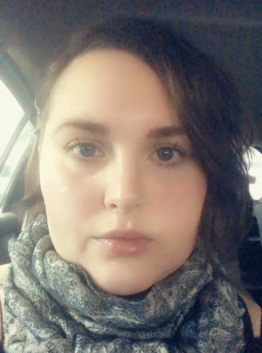 Susanna, 44
