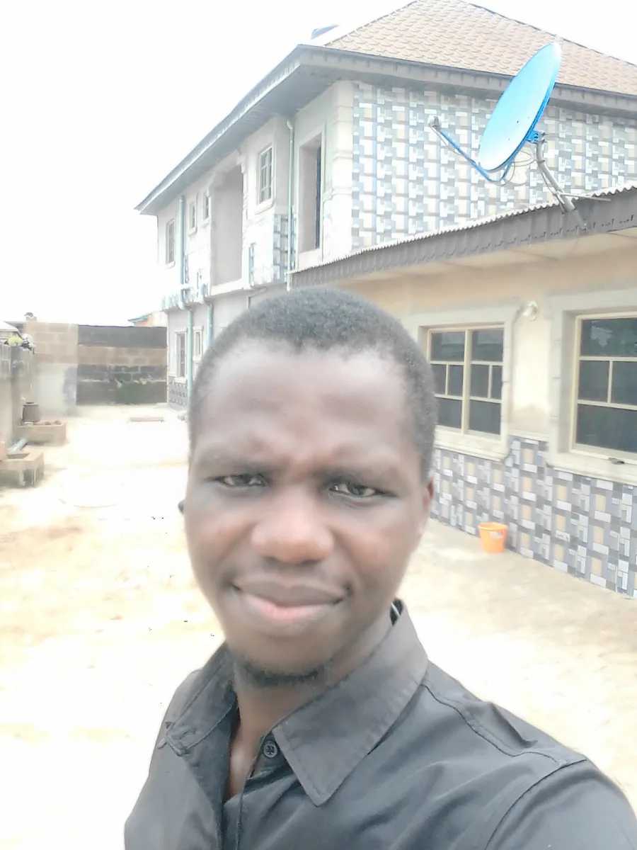 Badmus, 33