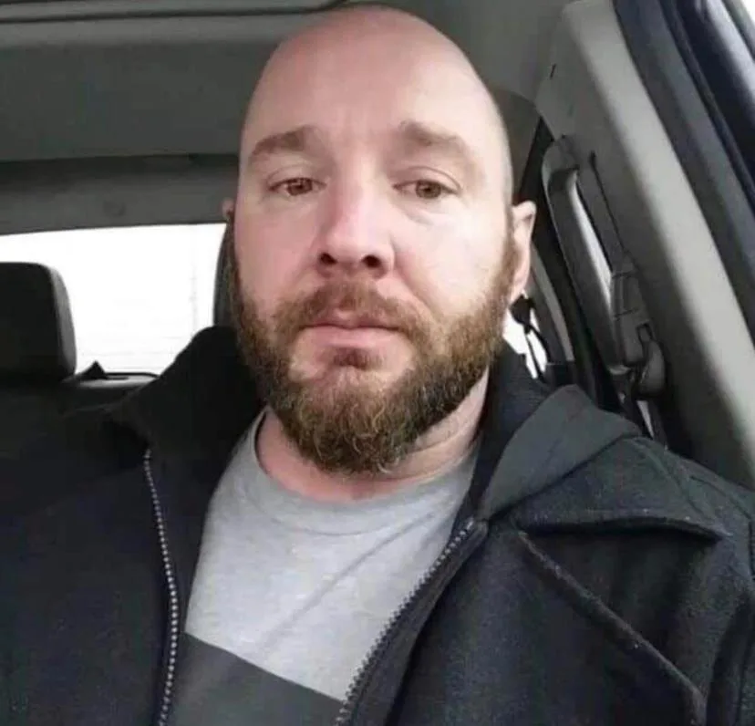 Sam William, 39