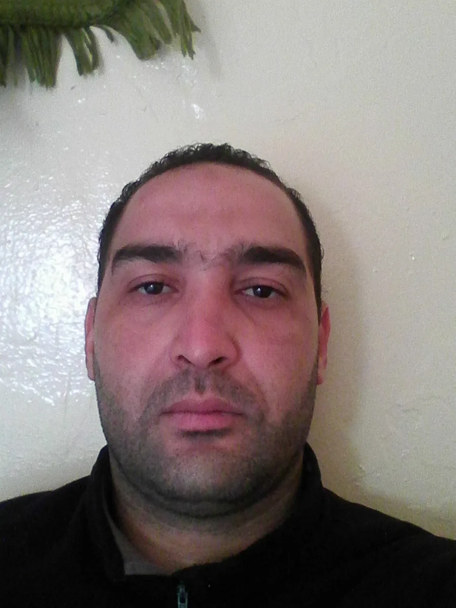 Mehdi, 43