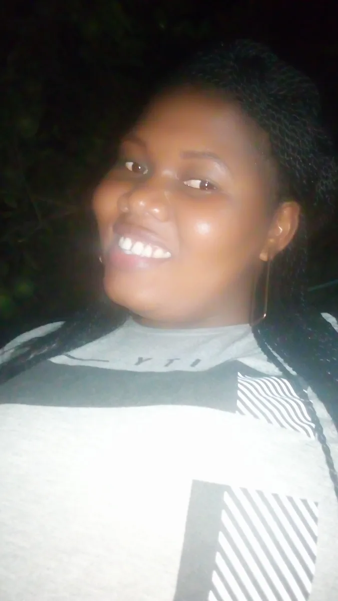 Lizzy_ie, 34