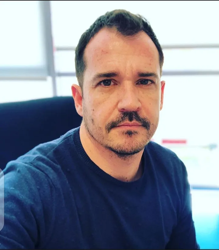 Oliver, 51