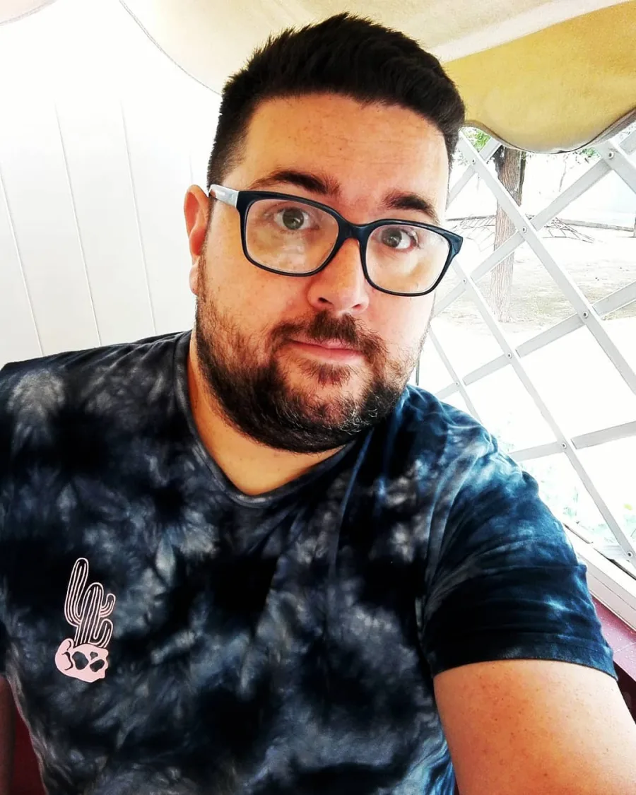 Kelvindray, 33