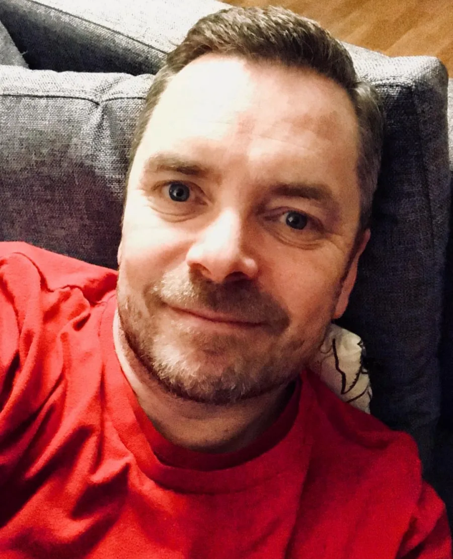 Vicente, 54