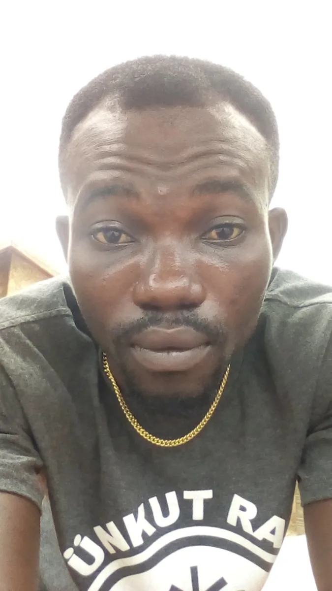 Emmanuel, 33