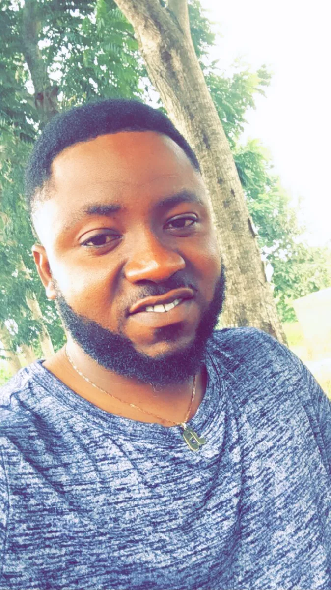 Edward, 40