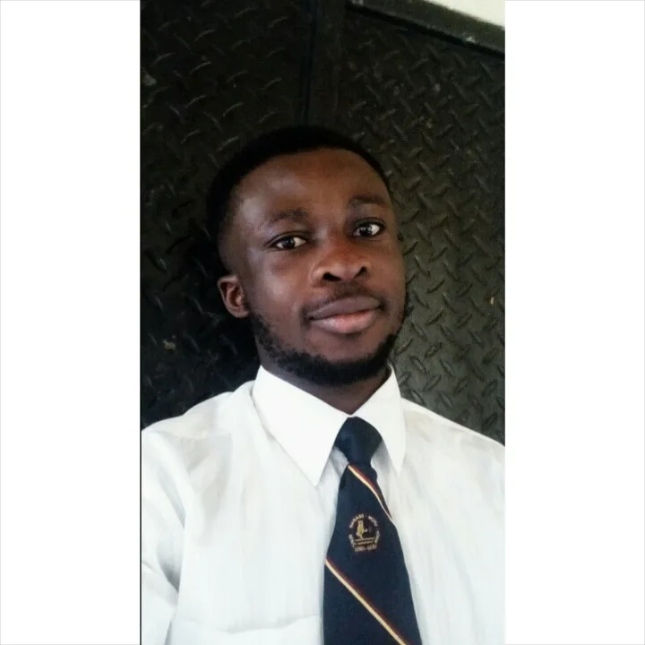 Tobi, 30