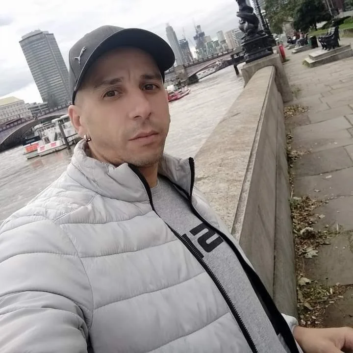 Paulo, 39