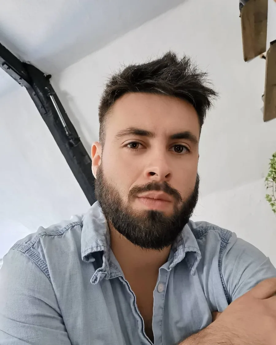 Victor smith, 34