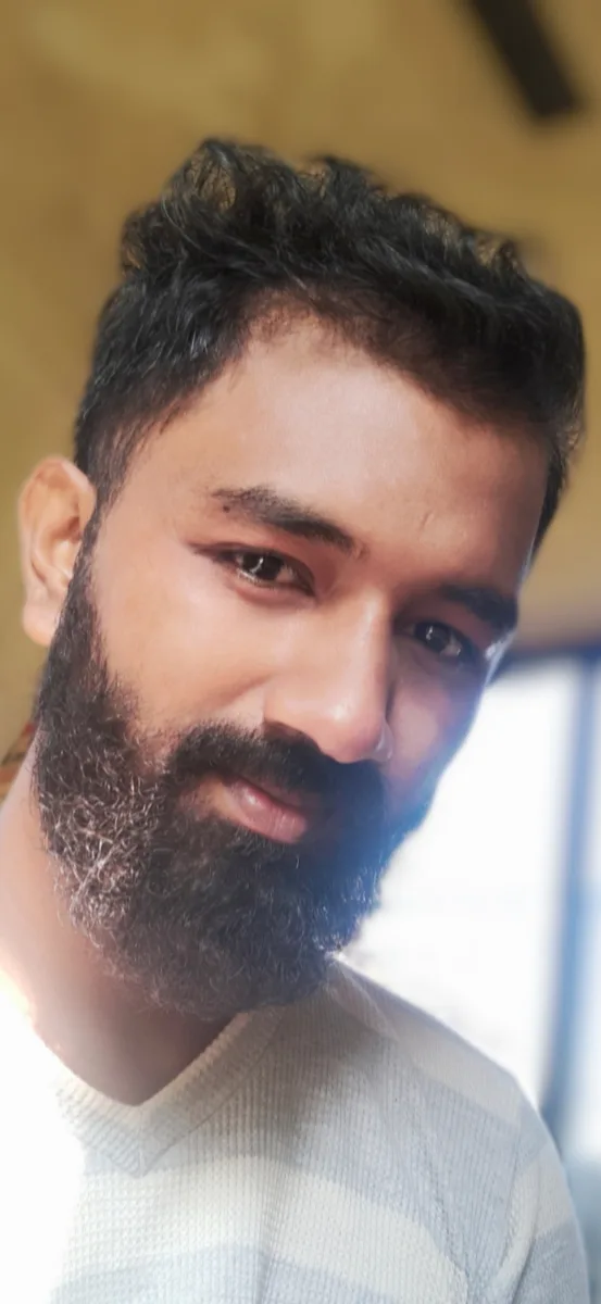 Reezon, 32