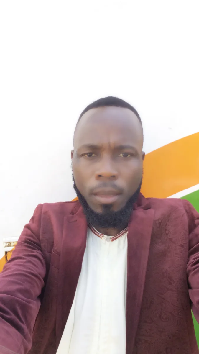 Mark kyeyune, 32