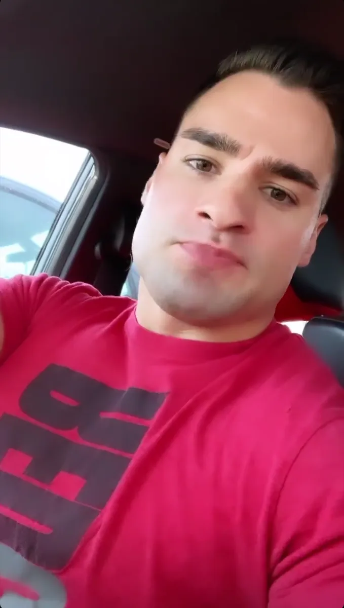 Arroyo Julian, 43