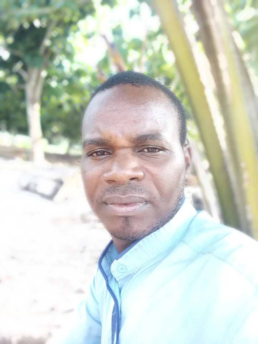 Alfred, 42