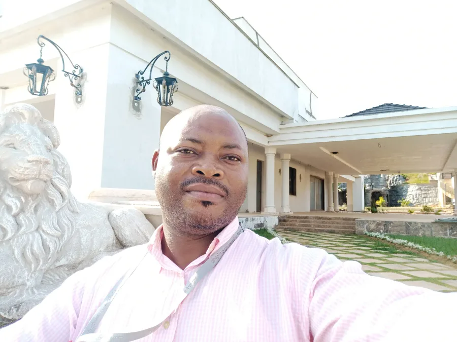 David Athur, 49