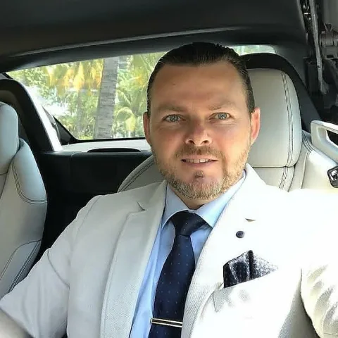 Paul Ozifix