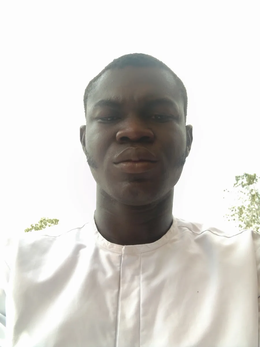 Jejelaye Ganiyu O, 32