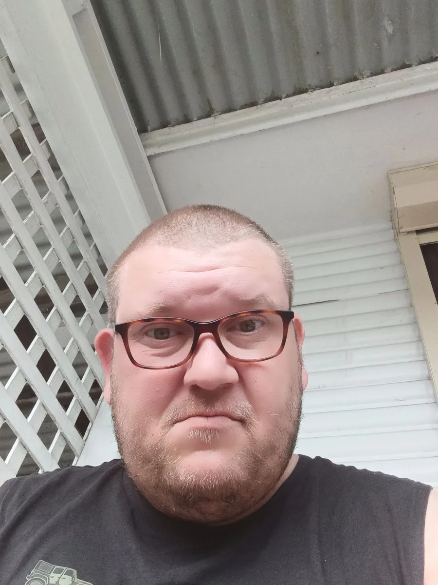 Mark Carm, 38
