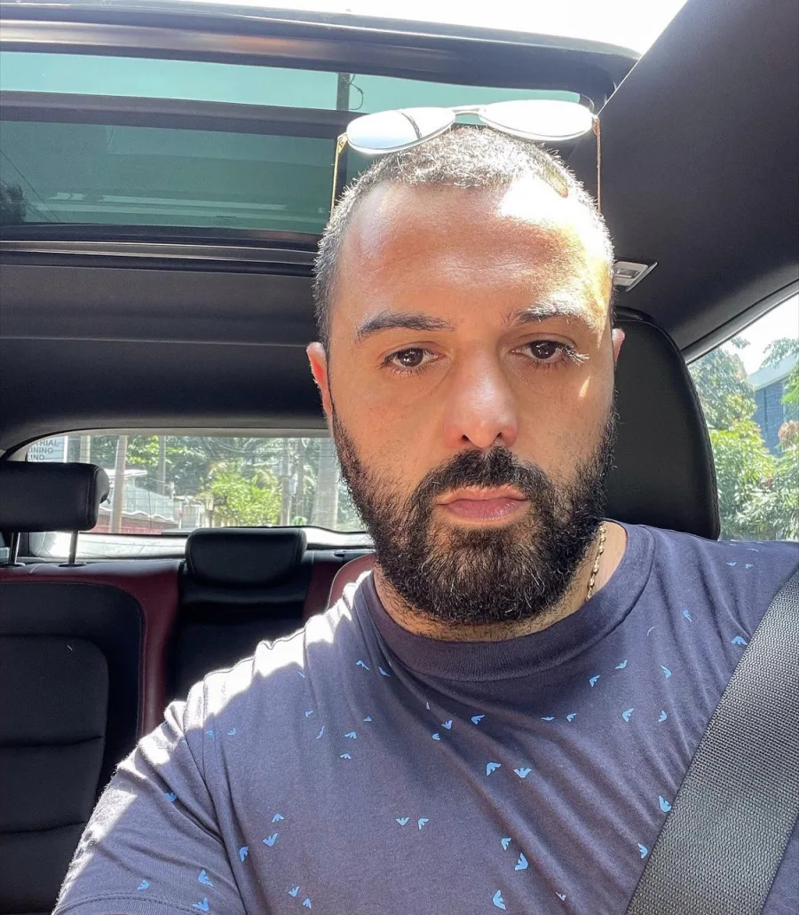 Damian, 36