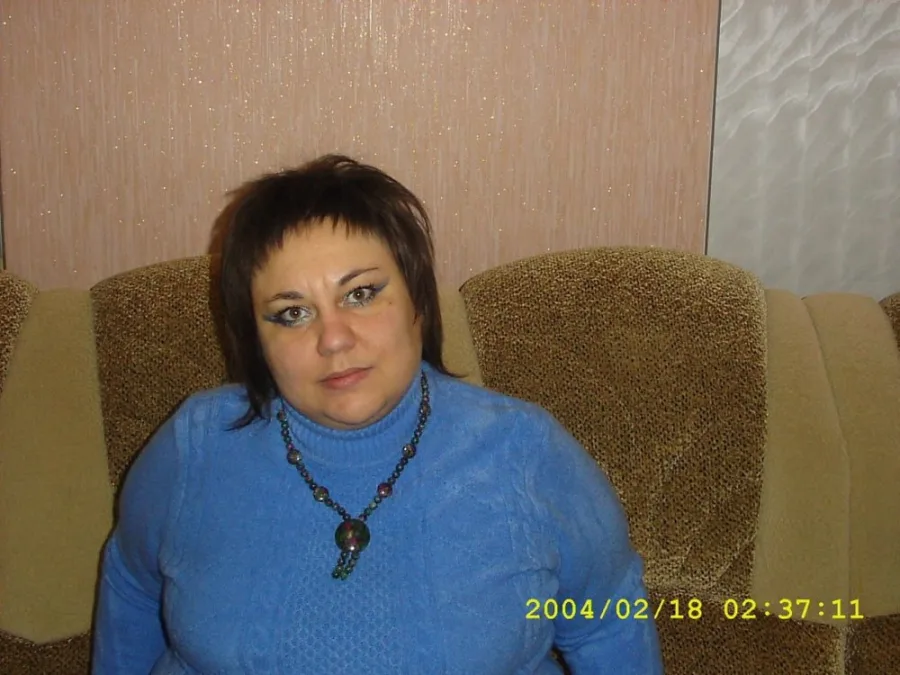 Anora, 32