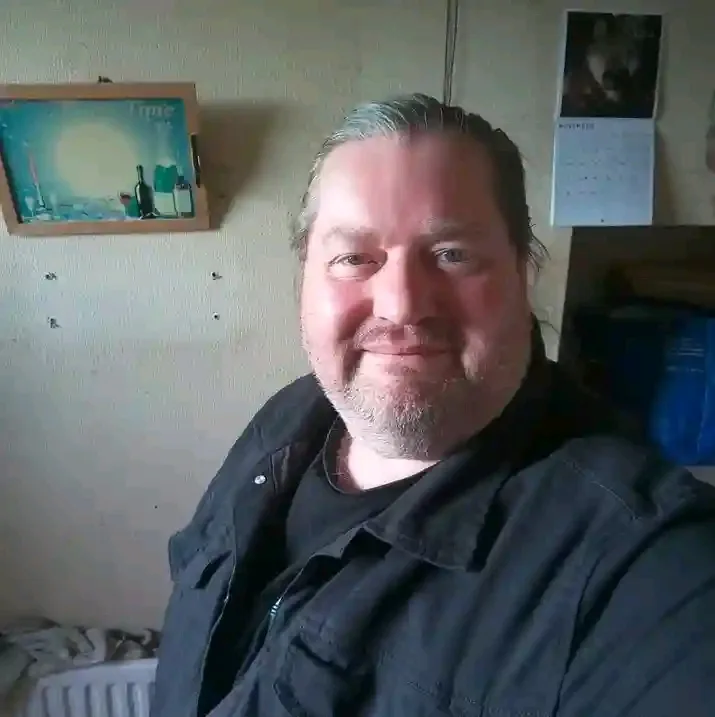 Thomasgregory, 50