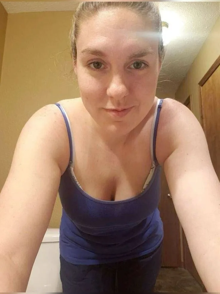 Ashley, 39