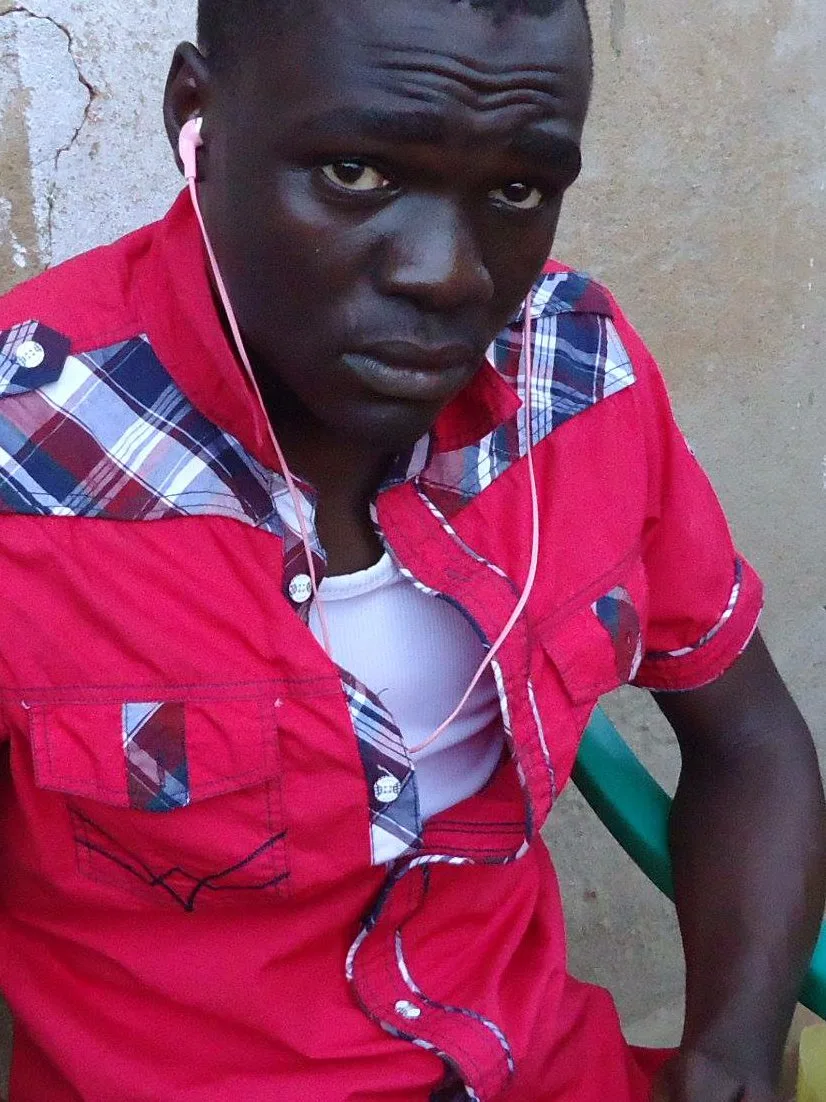 yahya, 33