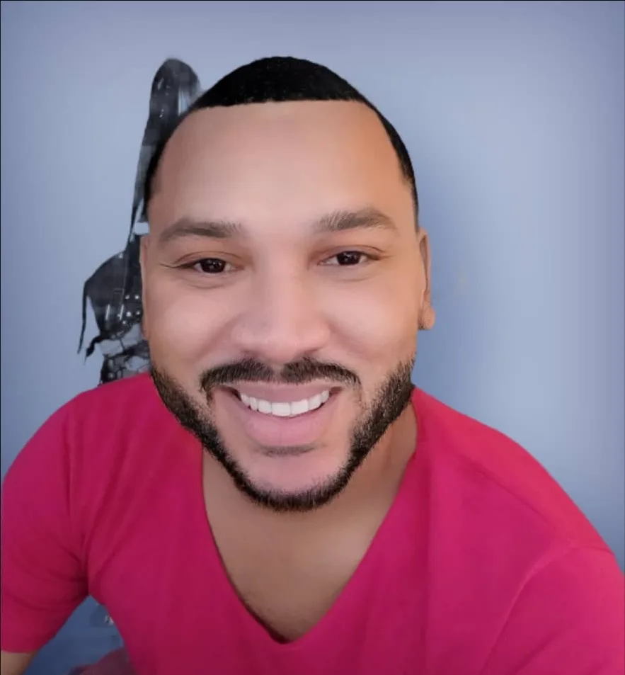 Guillermo, 32