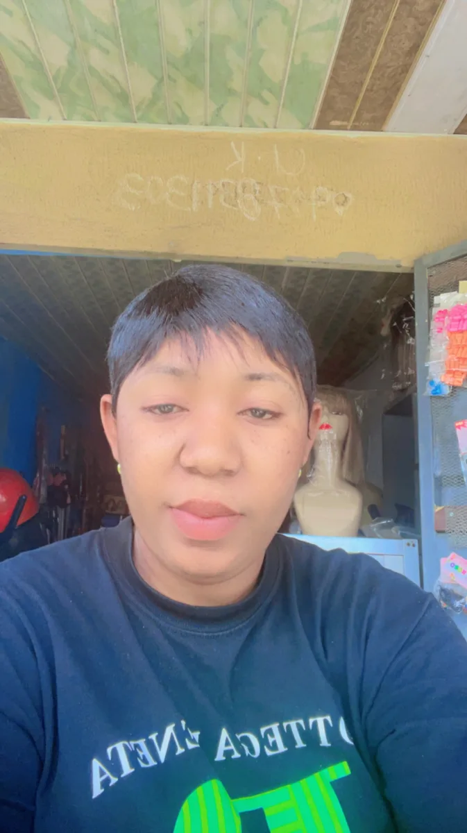 Lydia, 41