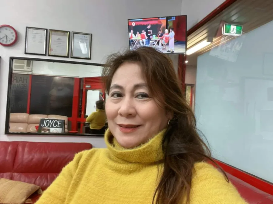 Helen, 43