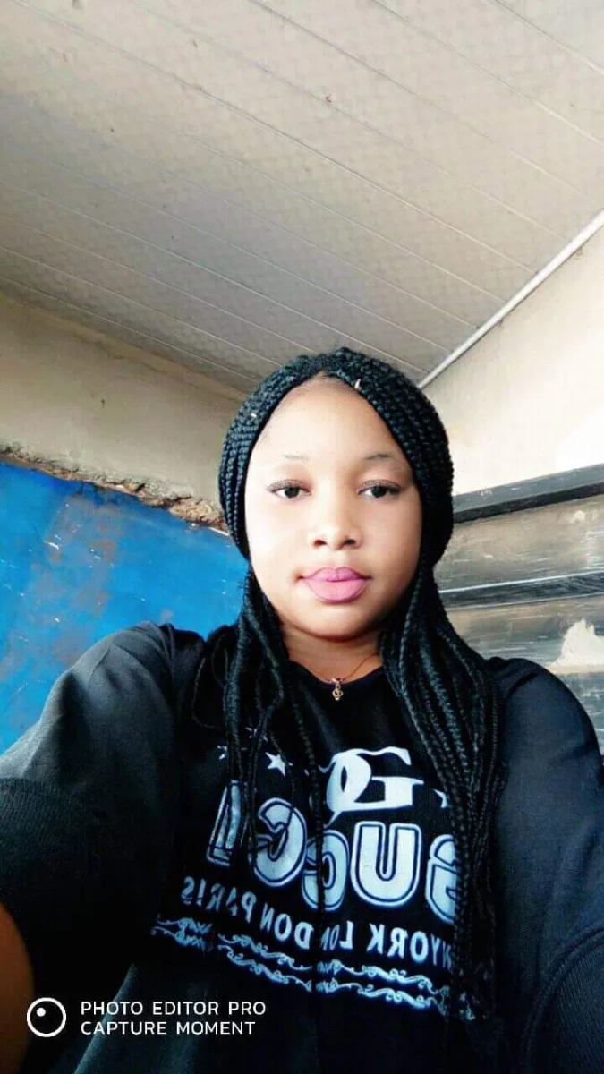 Regina, 29