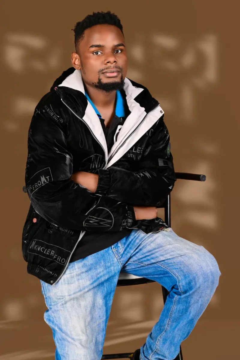 lawrence mwangi