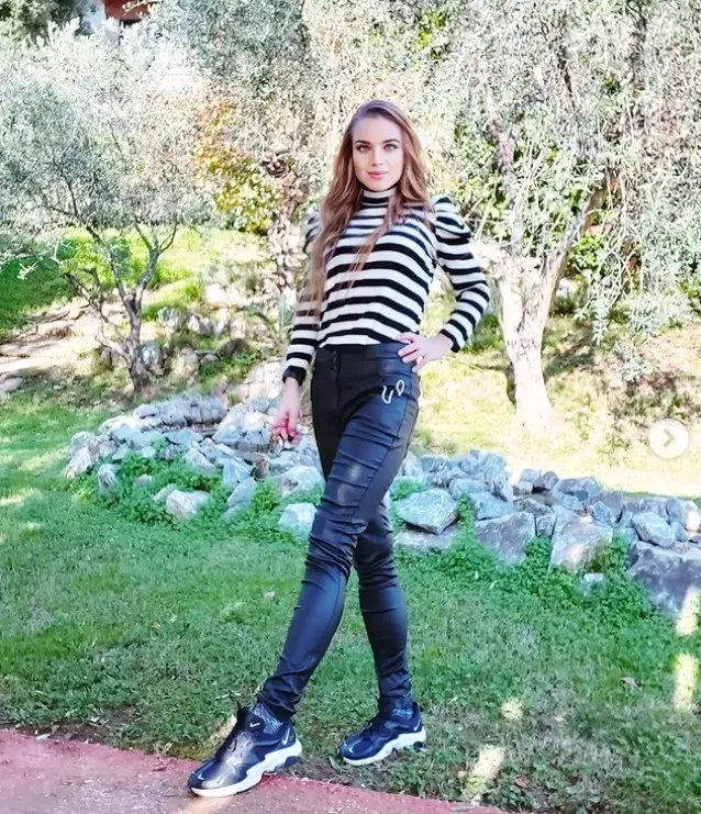 Shannon photo 2