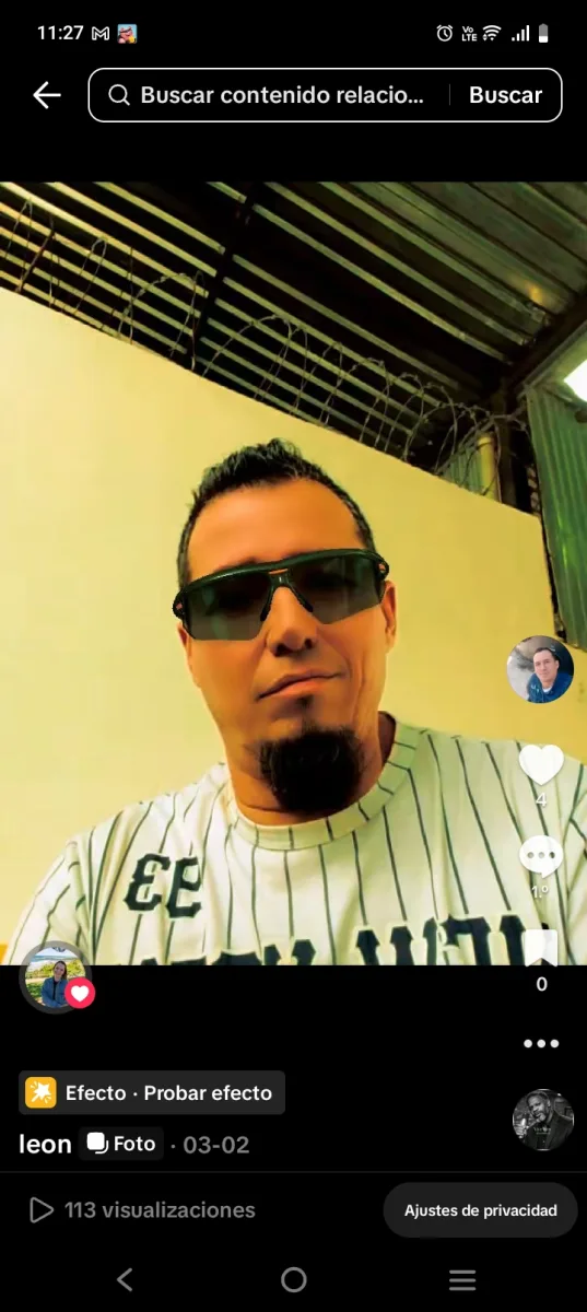 Ricardo León, 49