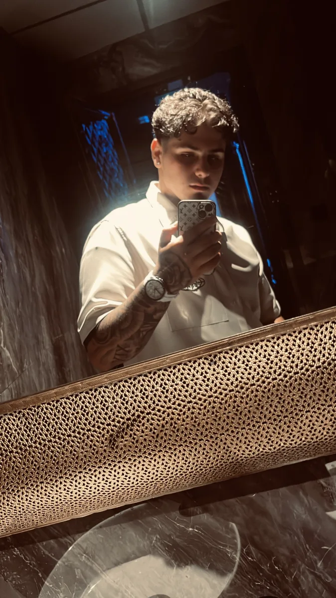 Jose, 18