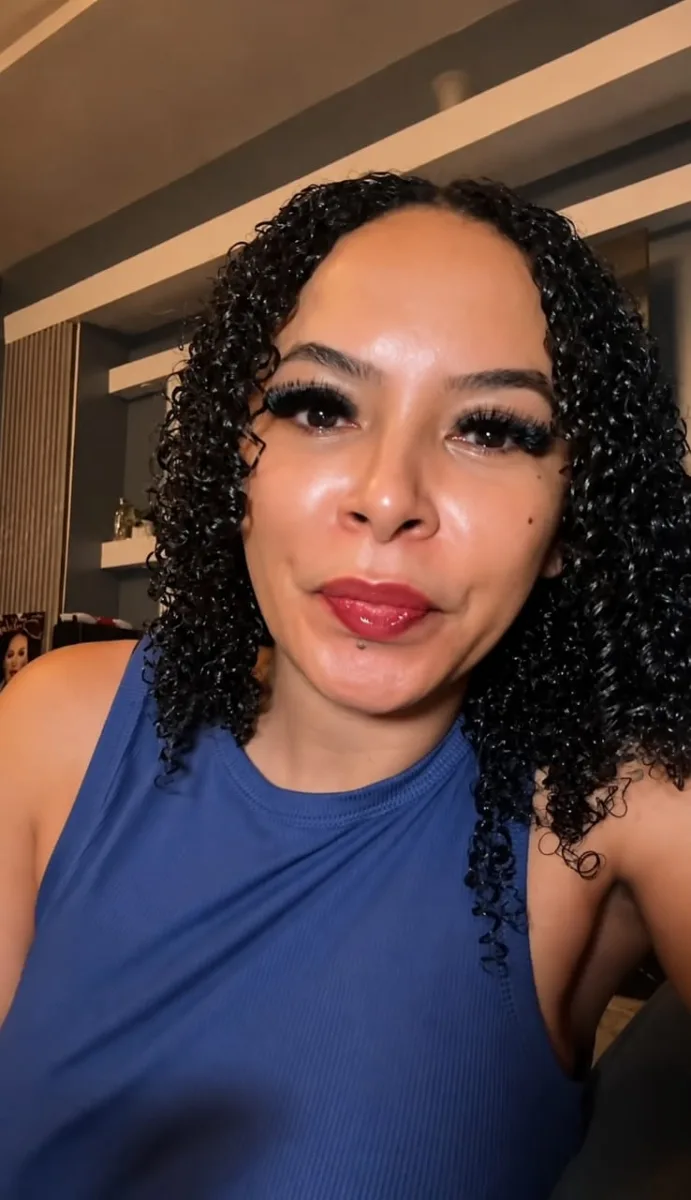 Cynthia, 39
