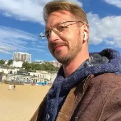 alex