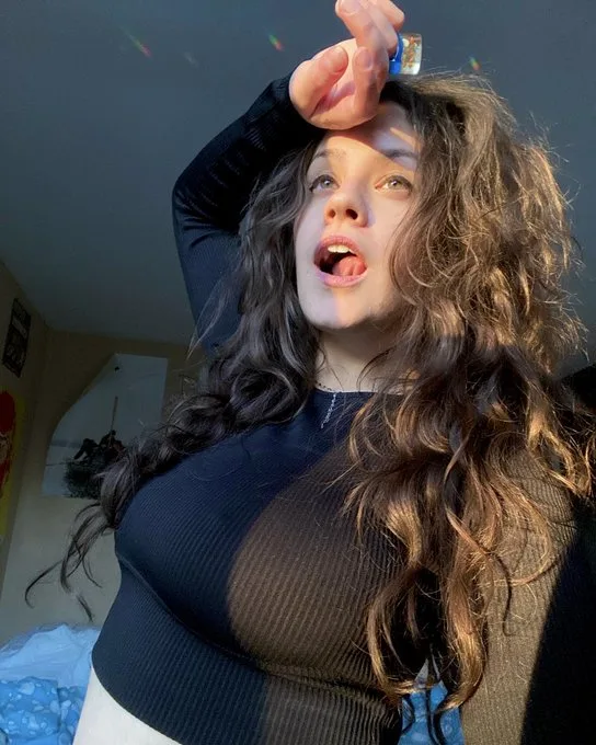 Franchelle, 27
