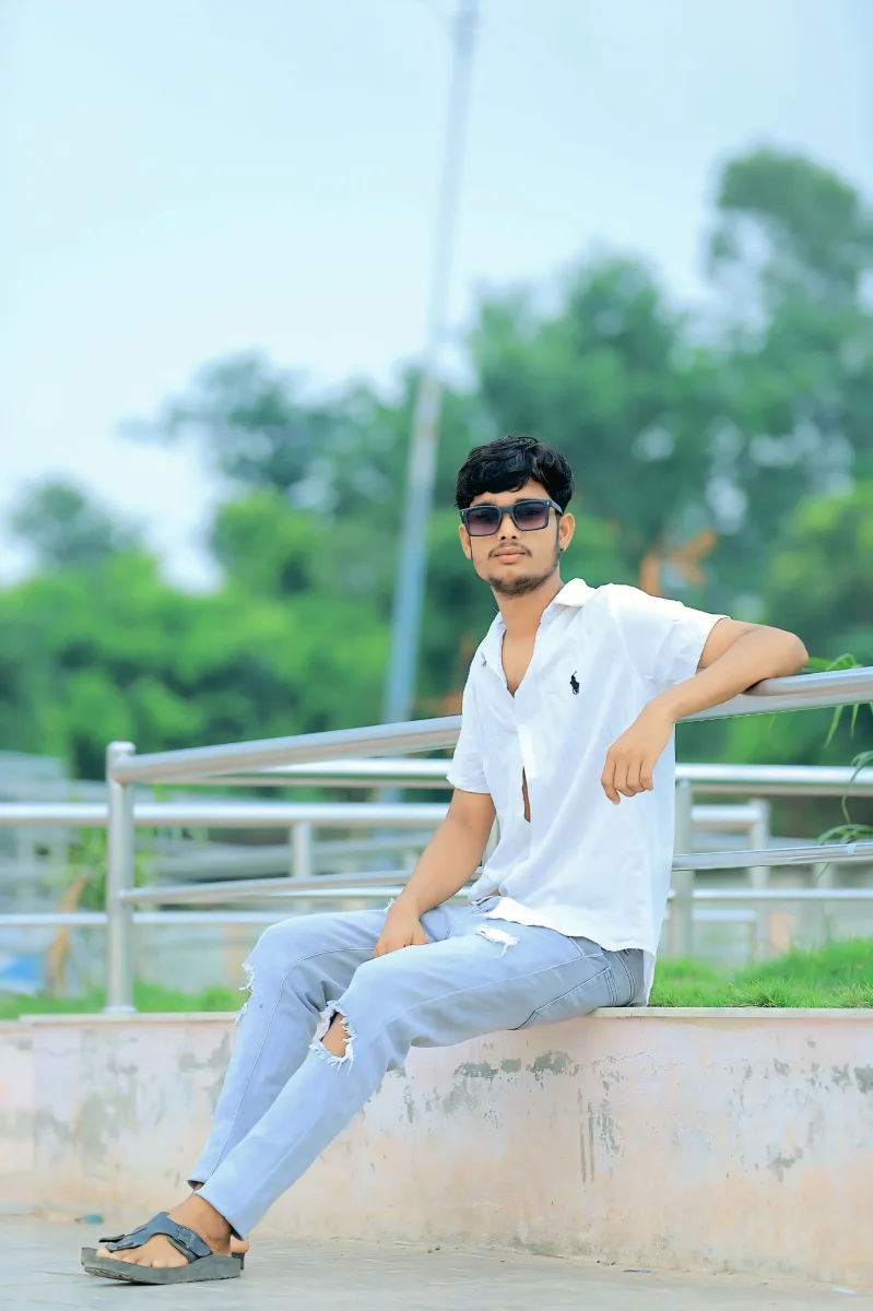 Sumit Patel, 20