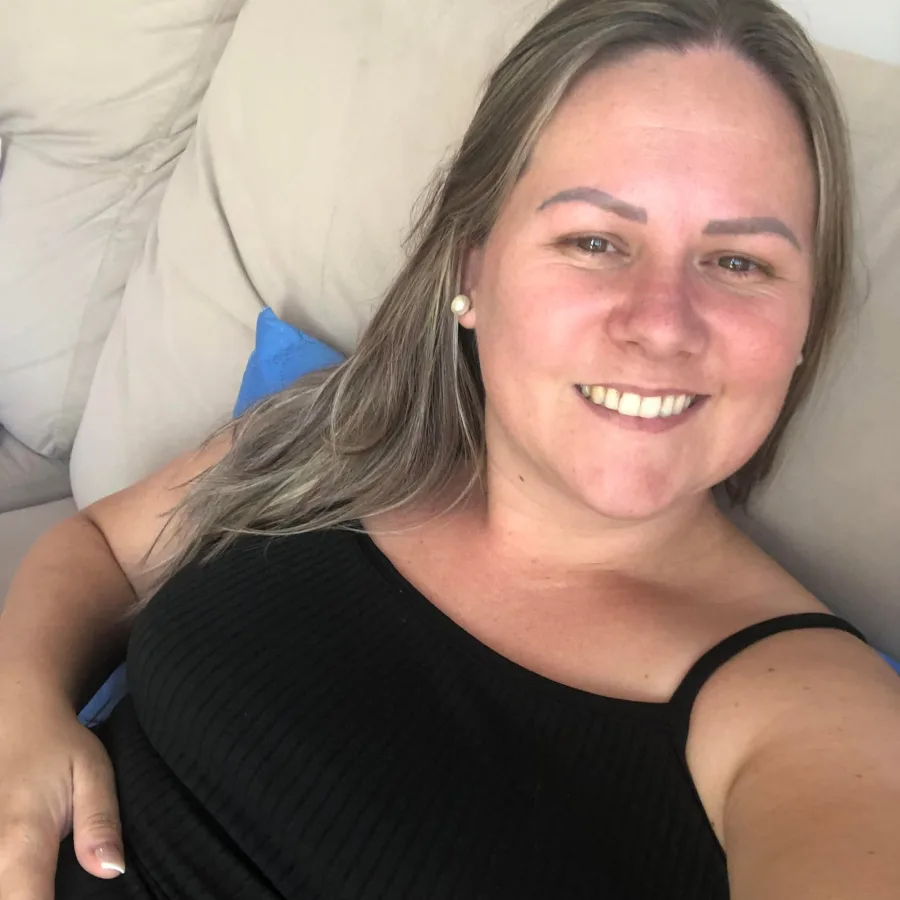 abigaillivingston, 29