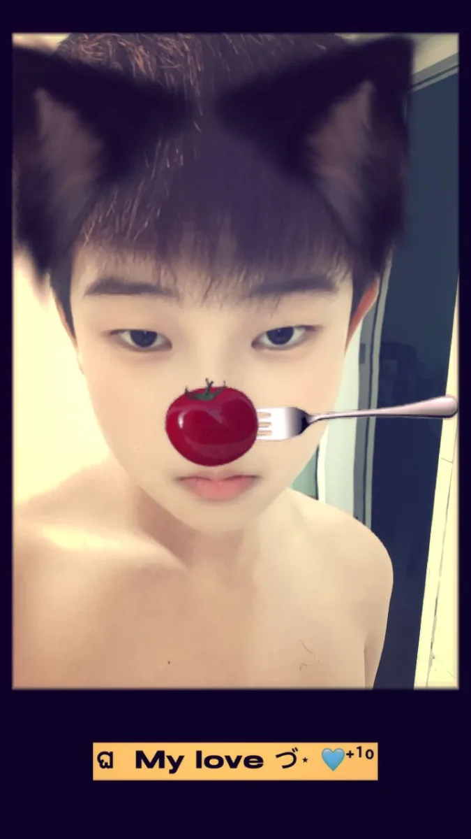 👽, 18