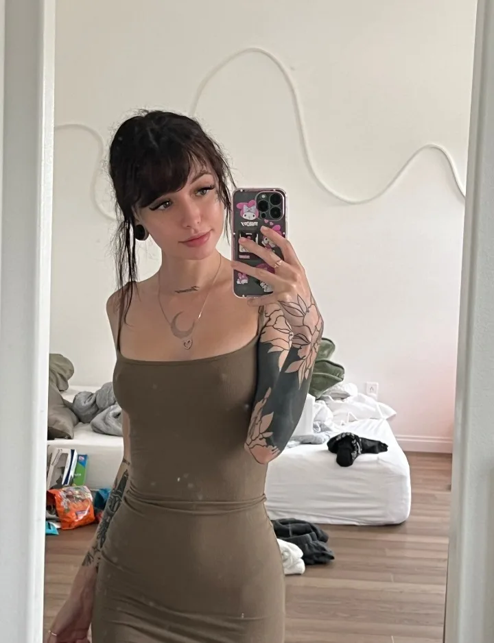 Stormy, 22